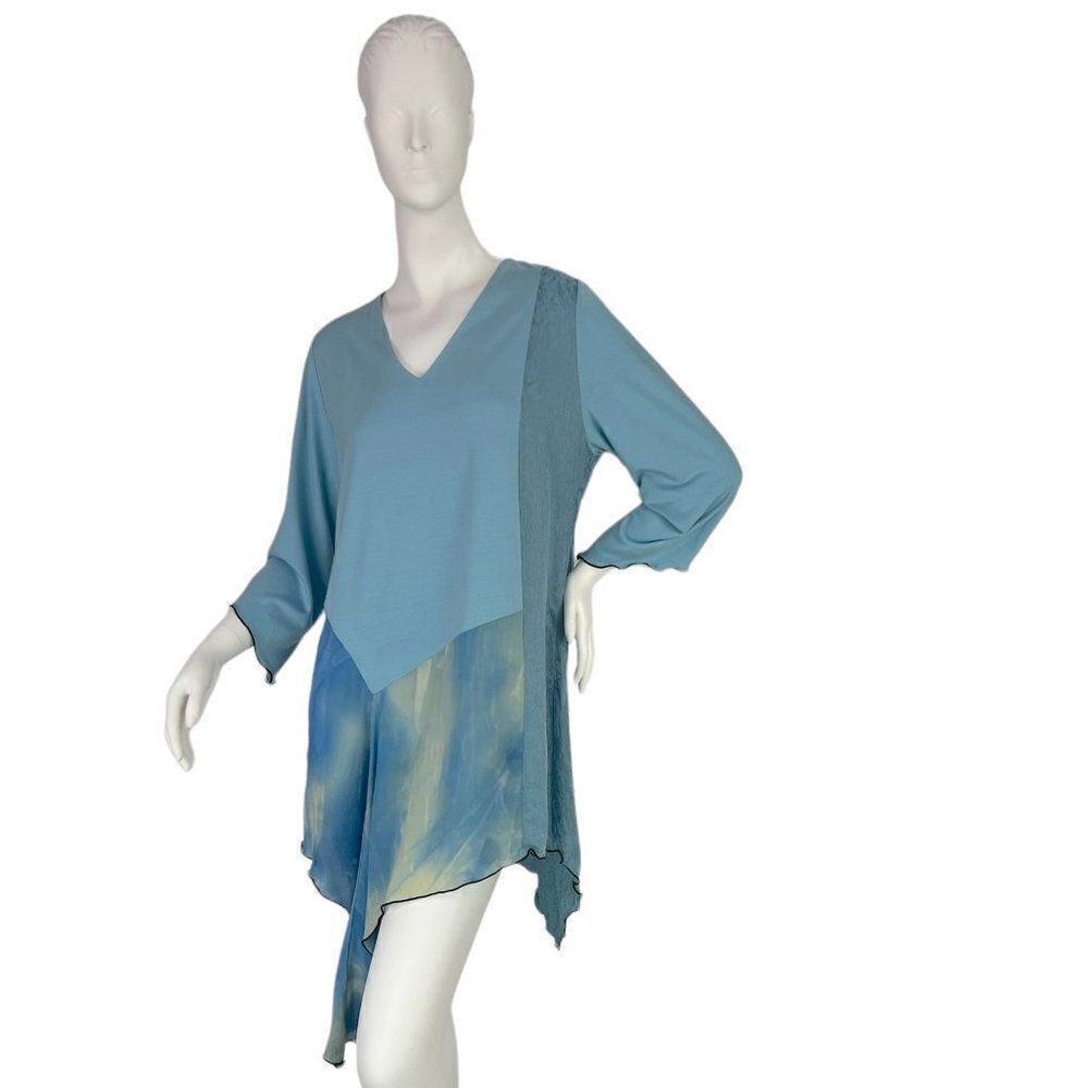 Ahni Handmade Vintage Blue V-Neck Dress Tunic Top, Made in the USA, Size Medium